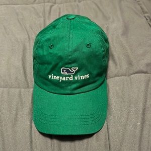 green vinyard vines hat